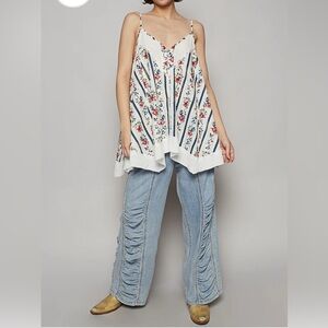 POL Floral Striped Tunic in White and Blue